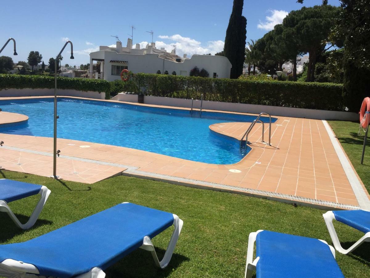 Сasa de vacaciones Fascinating & Luxurious Golf,mountain & Garden View Porto Banus